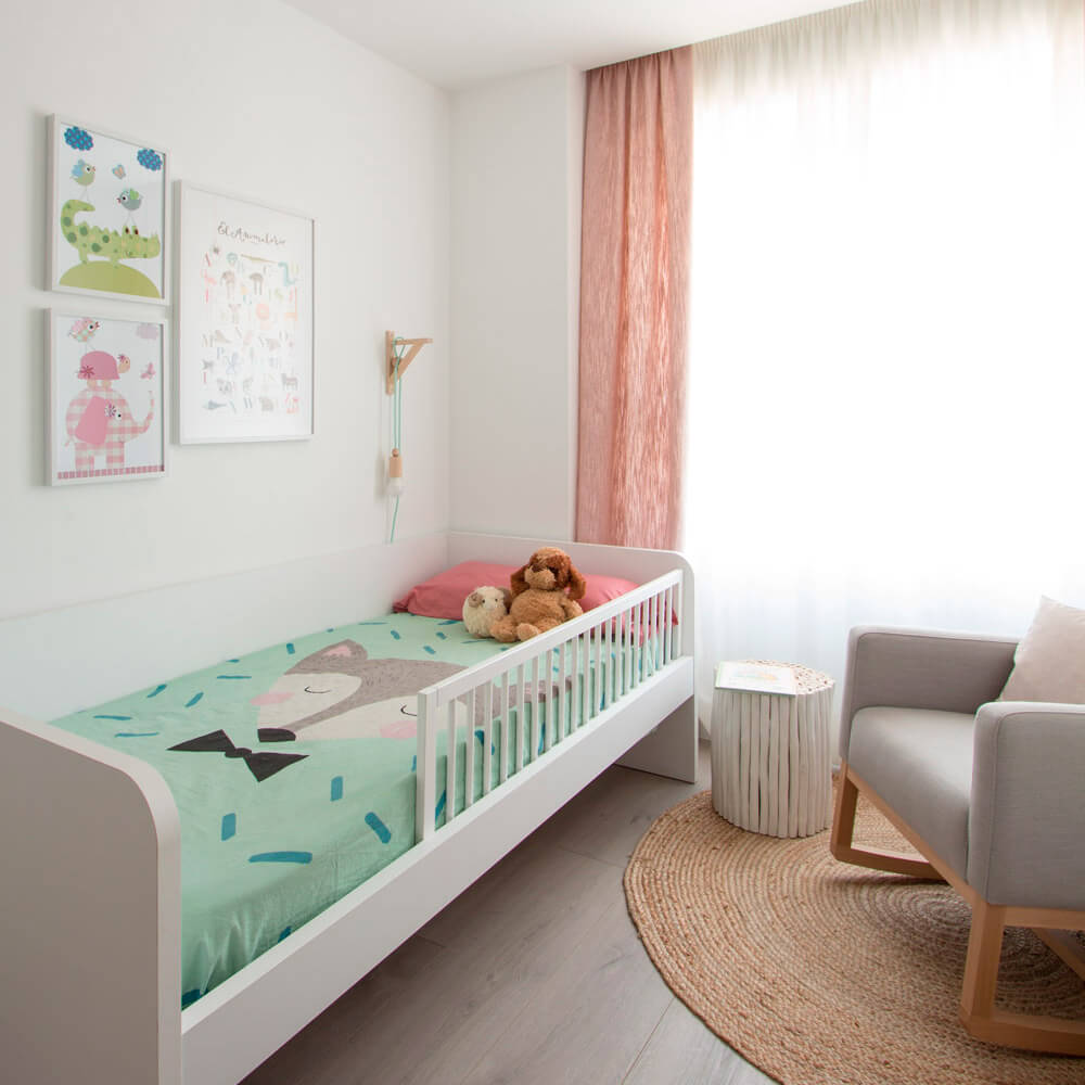 Proyecto de interiorismo en Aravaca (Madrid) por R de Room. Diseño de dormitorio infantil.