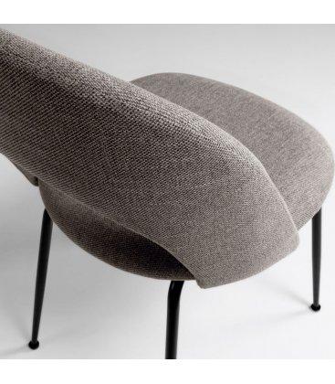Pack de 2 sillas tapizadas en gris claro y patas negras MALIA