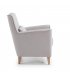 Sillón tapizado en tela beige con pies de madera natural AINA