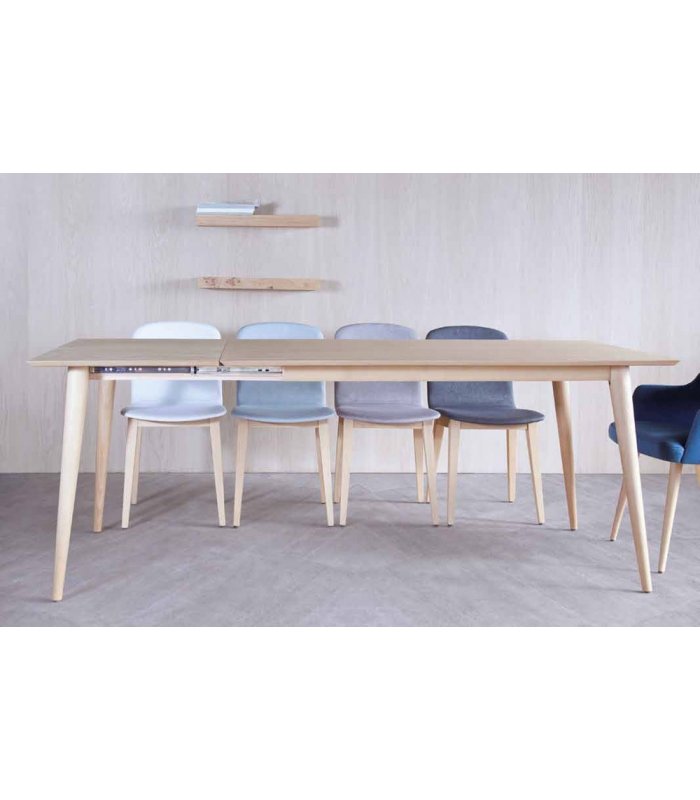 mesa de comedor rectangular extensible de roble natural DIRA