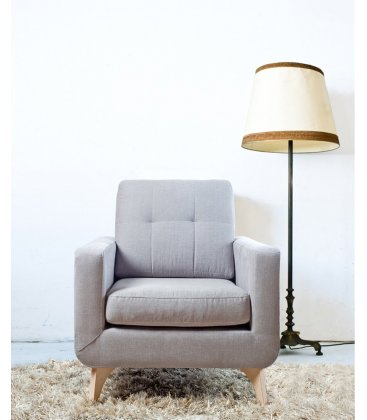 Sillón tapizado de estilo mid century OSLO (varios colores).
