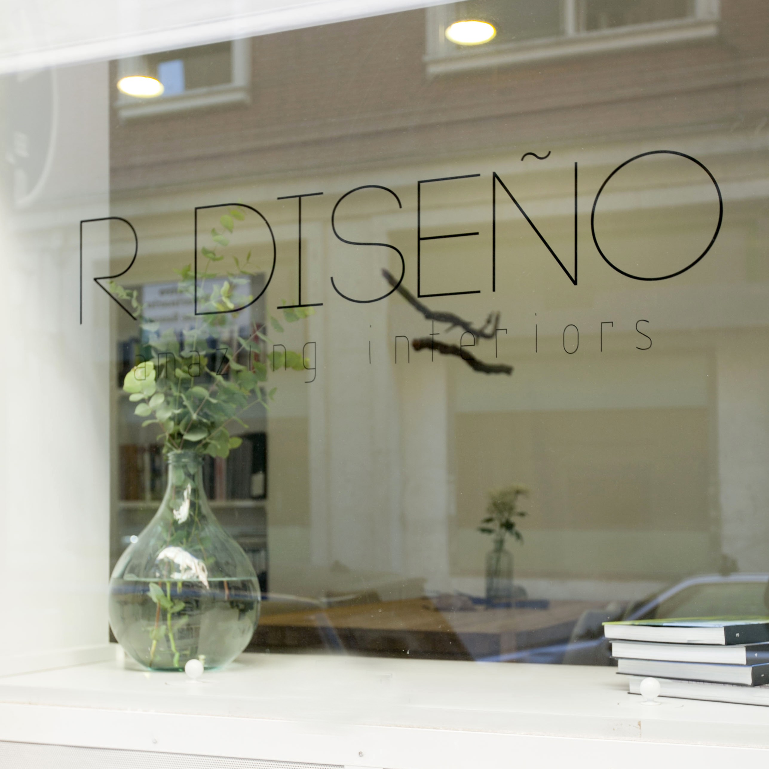 R de Room Showroom