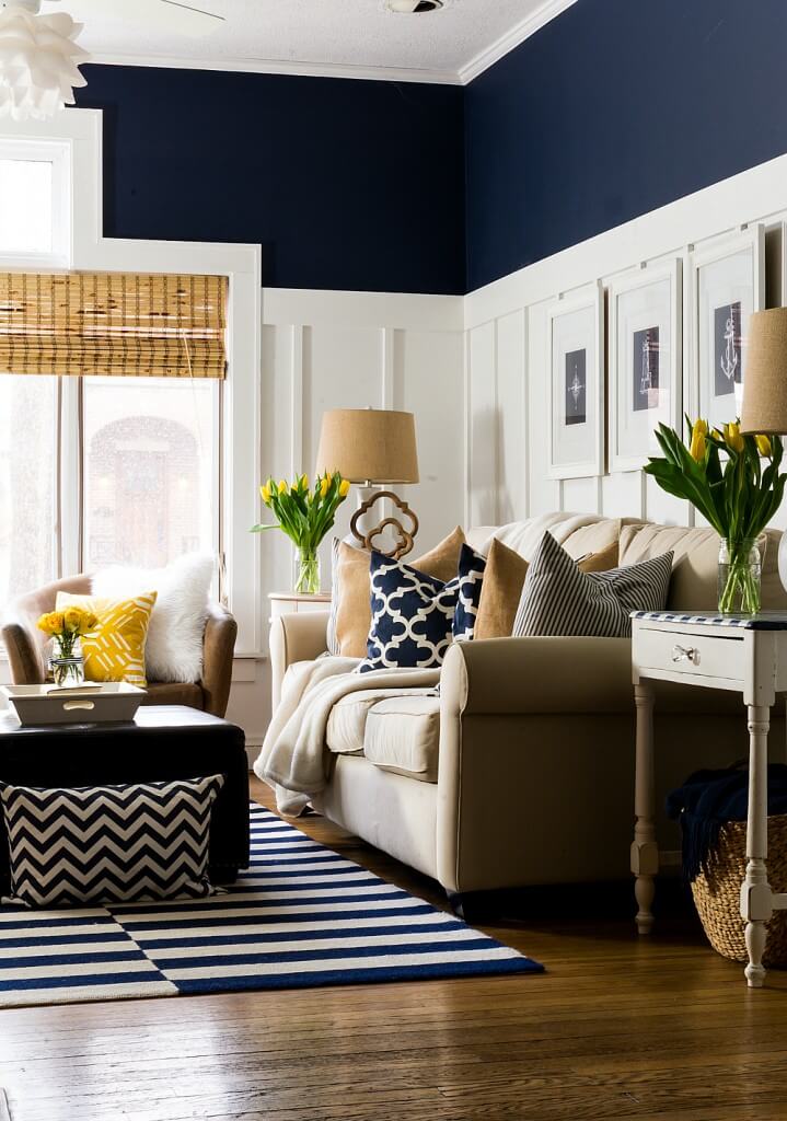 R de Room BLOG. Un salón decorado con estilo navy.