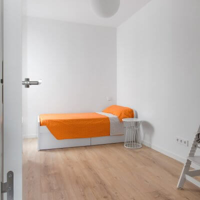 Proyecto de reforma en Chamberí (Madrid) de R de Room. Segundo dormitorio.