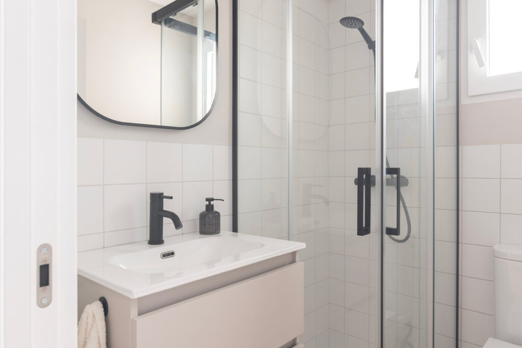 R-DE-ROOM-arquitectura-interiorismo-proyecto-reforma-RUZAFA-I_13-DSC_2642_R_WEB